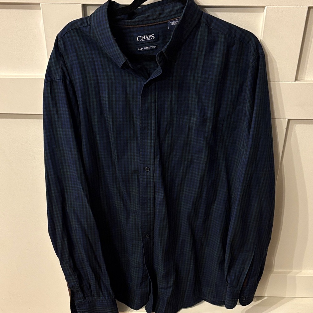 Chaps Men's Dark Plaid Button Down Shirt